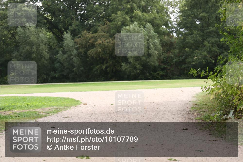 30.08.2026 - Elbe Triathlon Hamburg Antke Förster http://msf.ph/oto/10107789 30.08.2026 13:01:42 Laufen  meine-sportfotos.de