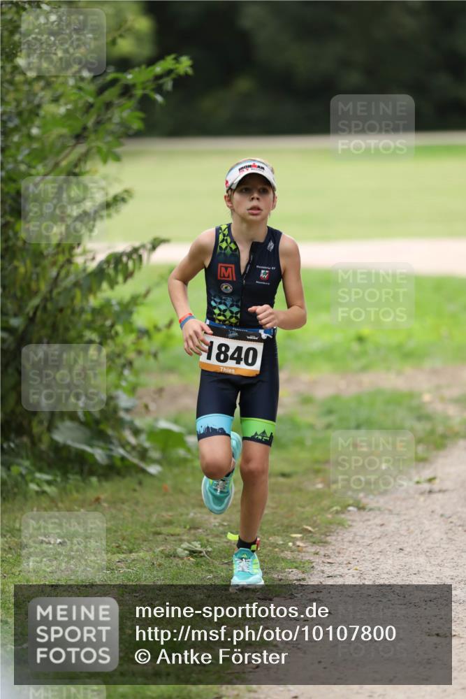 30.08.2026 - Elbe Triathlon Hamburg Antke Förster http://msf.ph/oto/10107800 30.08.2026 12:53:30 Laufen 1840 meine-sportfotos.de