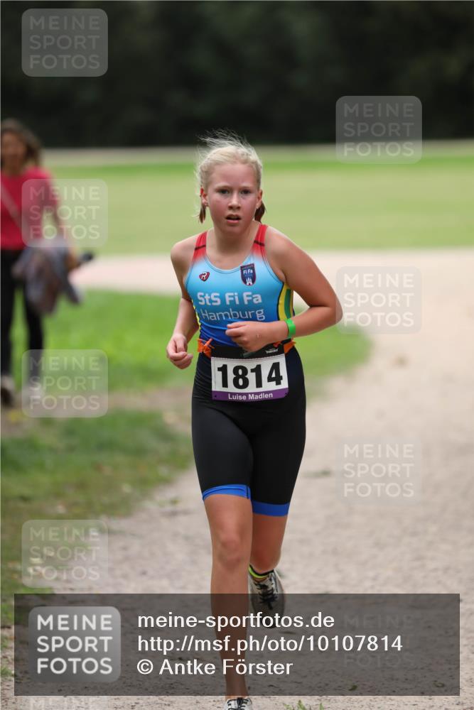 30.08.2026 - Elbe Triathlon Hamburg Antke Förster http://msf.ph/oto/10107814 30.08.2026 12:53:42 Laufen 1814 meine-sportfotos.de