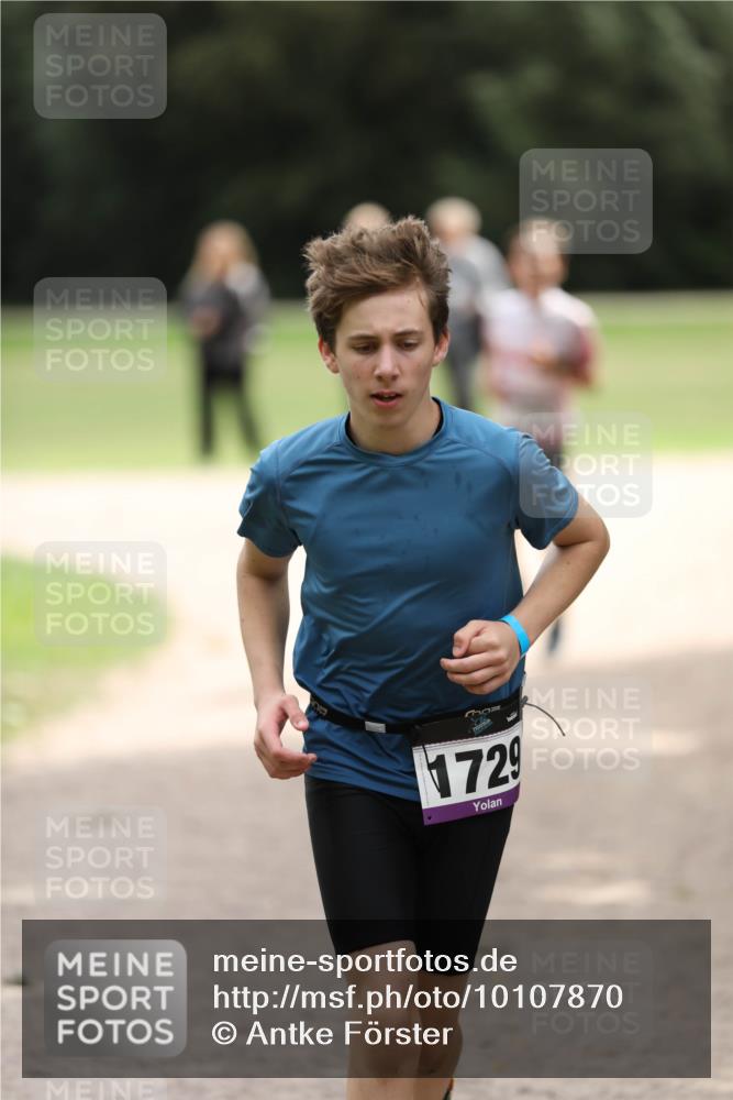 30.08.2026 - Elbe Triathlon Hamburg Antke Förster http://msf.ph/oto/10107870 30.08.2026 12:54:20 Laufen 1729 meine-sportfotos.de