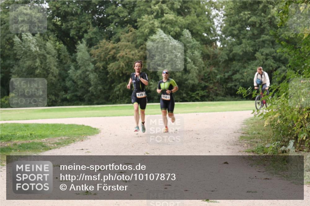 30.08.2026 - Elbe Triathlon Hamburg Antke Förster http://msf.ph/oto/10107873 30.08.2026 14:23:51 Laufen 129, 150, 1 meine-sportfotos.de
