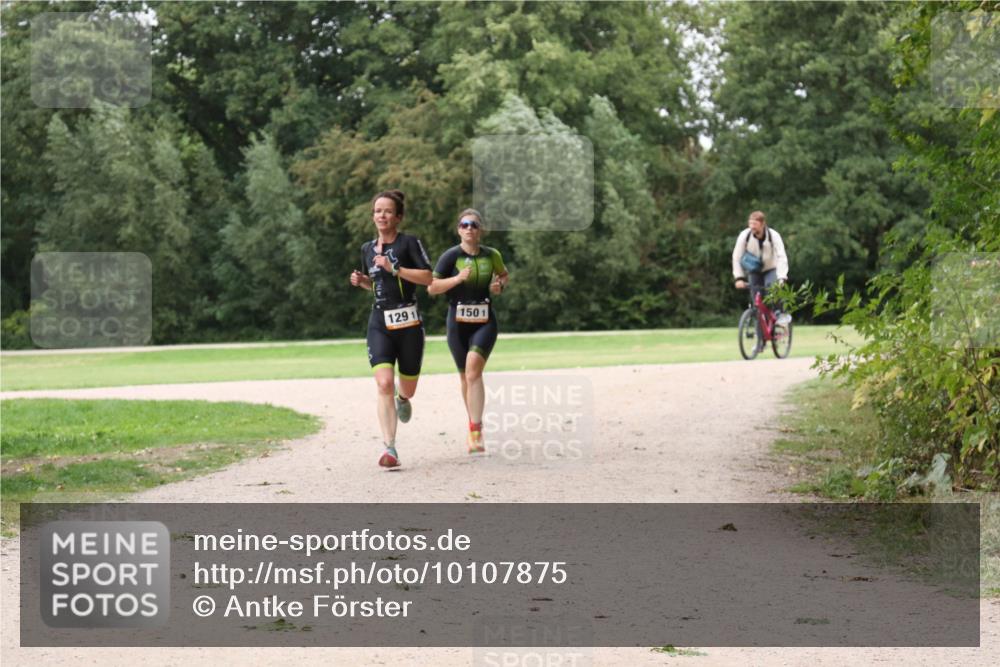 30.08.2026 - Elbe Triathlon Hamburg Antke Förster http://msf.ph/oto/10107875 30.08.2026 14:23:52 Laufen 129, 1, 1501 meine-sportfotos.de