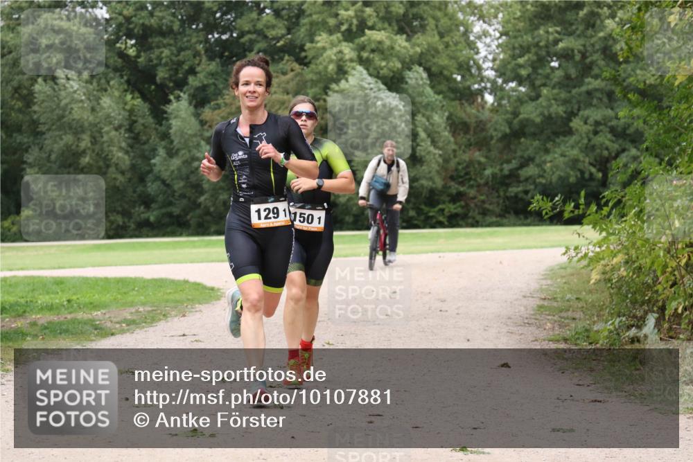 30.08.2026 - Elbe Triathlon Hamburg Antke Förster http://msf.ph/oto/10107881 30.08.2026 14:23:54 Laufen 12911501 meine-sportfotos.de