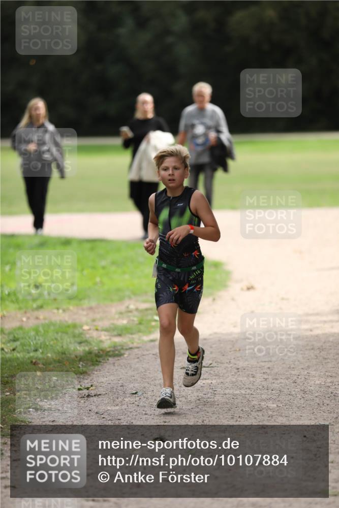 30.08.2026 - Elbe Triathlon Hamburg Antke Förster http://msf.ph/oto/10107884 30.08.2026 12:54:27 Laufen  meine-sportfotos.de