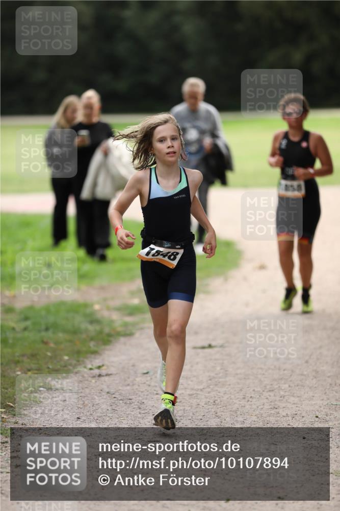 30.08.2026 - Elbe Triathlon Hamburg Antke Förster http://msf.ph/oto/10107894 30.08.2026 12:54:31 Laufen 1848, 858 meine-sportfotos.de