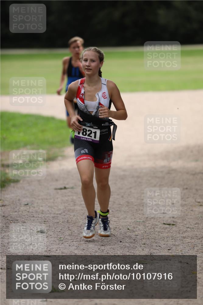 30.08.2026 - Elbe Triathlon Hamburg Antke Förster http://msf.ph/oto/10107916 30.08.2026 12:54:41 Laufen 821, 1 meine-sportfotos.de