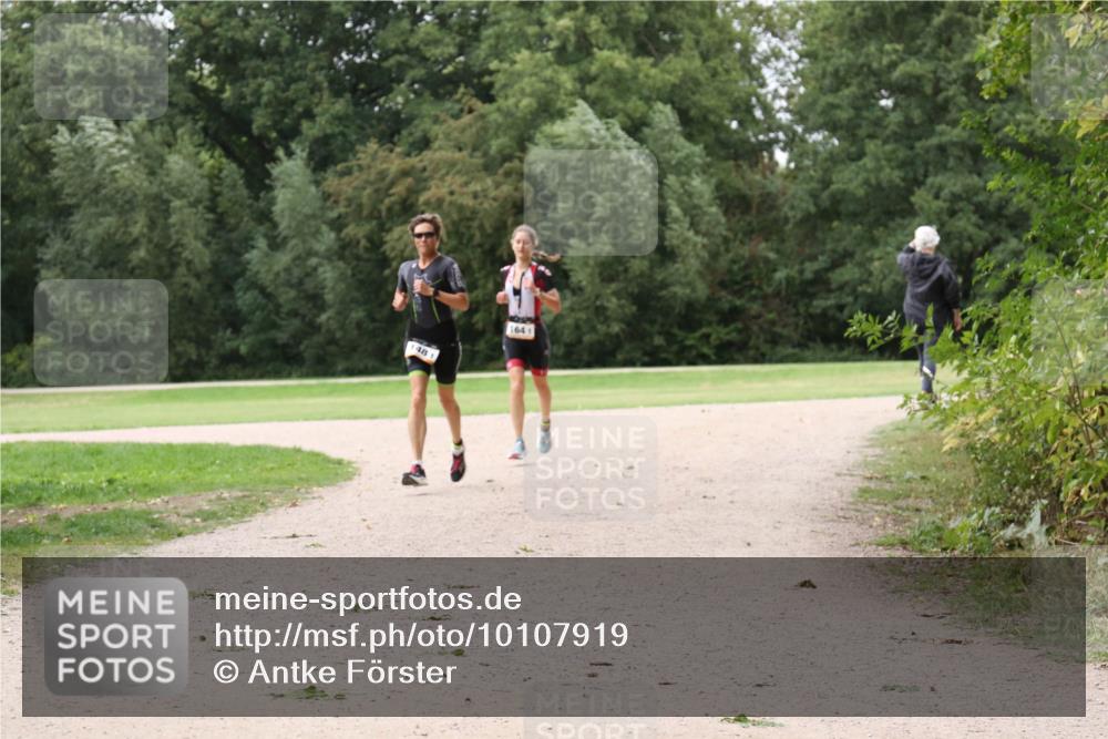 30.08.2026 - Elbe Triathlon Hamburg Antke Förster http://msf.ph/oto/10107919 30.08.2026 14:25:22 Laufen 1481, 1641 meine-sportfotos.de