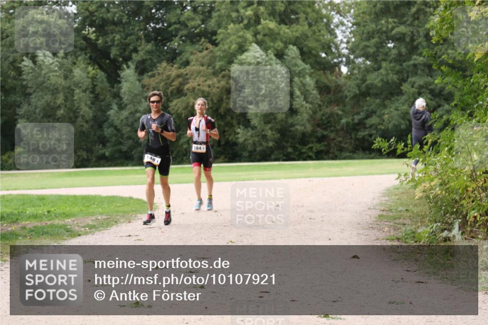30.08.2026 - Elbe Triathlon Hamburg Antke Förster http://msf.ph/oto/10107921 30.08.2026 14:25:22 Laufen 148, 1, 1641 meine-sportfotos.de