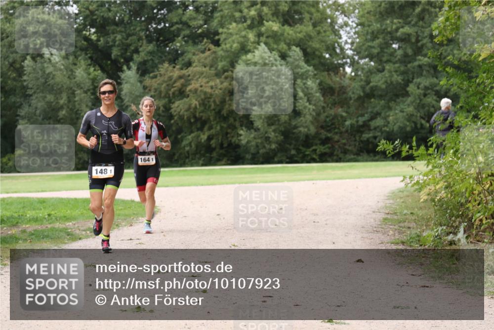 30.08.2026 - Elbe Triathlon Hamburg Antke Förster http://msf.ph/oto/10107923 30.08.2026 14:25:24 Laufen 148, 1, 1641 meine-sportfotos.de