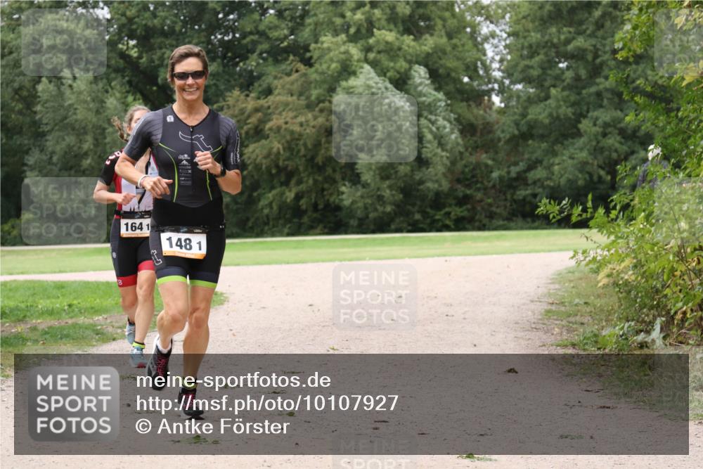 30.08.2026 - Elbe Triathlon Hamburg Antke Förster http://msf.ph/oto/10107927 30.08.2026 14:25:25 Laufen 164, 1, 148, 1 meine-sportfotos.de