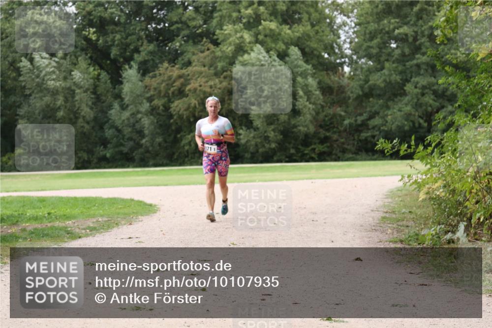 30.08.2026 - Elbe Triathlon Hamburg Antke Förster http://msf.ph/oto/10107935 30.08.2026 14:25:35 Laufen 171, 1 meine-sportfotos.de