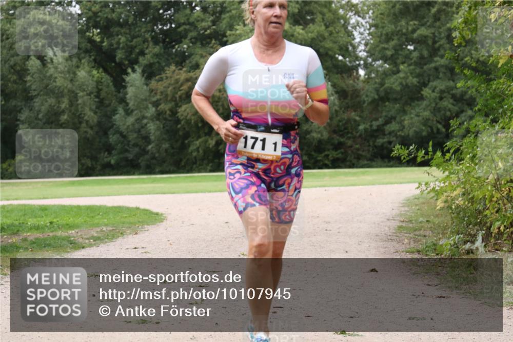 30.08.2026 - Elbe Triathlon Hamburg Antke Förster http://msf.ph/oto/10107945 30.08.2026 14:25:39 Laufen 171, 1 meine-sportfotos.de