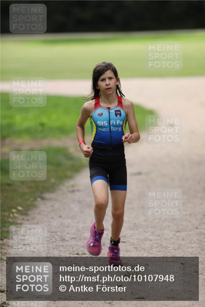 30.08.2026 - Elbe Triathlon Hamburg Antke Förster http://msf.ph/oto/10107948 30.08.2026 12:54:57 Laufen  meine-sportfotos.de