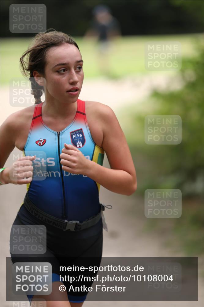 30.08.2026 - Elbe Triathlon Hamburg Antke Förster http://msf.ph/oto/10108004 30.08.2026 12:56:06 Laufen  meine-sportfotos.de