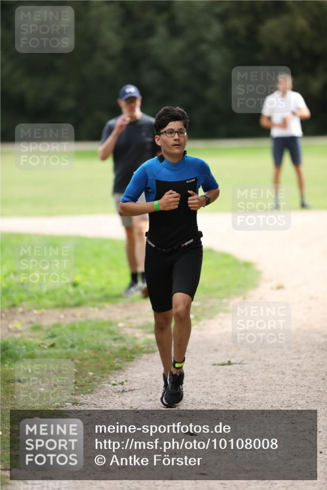 30.08.2026 - Elbe Triathlon Hamburg Antke Förster http://msf.ph/oto/10108008 30.08.2026 12:56:24 Laufen  meine-sportfotos.de