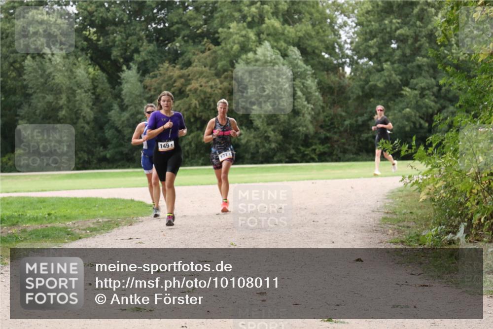 30.08.2026 - Elbe Triathlon Hamburg Antke Förster http://msf.ph/oto/10108011 30.08.2026 14:27:51 Laufen 1491, 1721 meine-sportfotos.de
