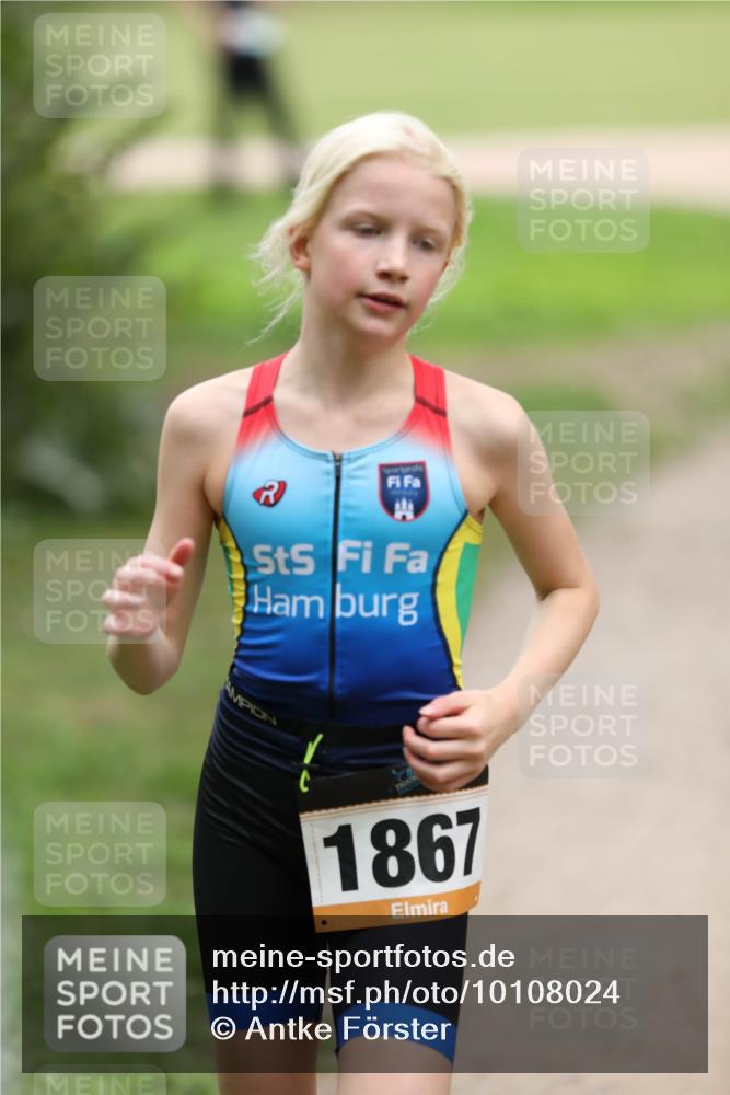 30.08.2026 - Elbe Triathlon Hamburg Antke Förster http://msf.ph/oto/10108024 30.08.2026 12:56:33 Laufen 1867 meine-sportfotos.de