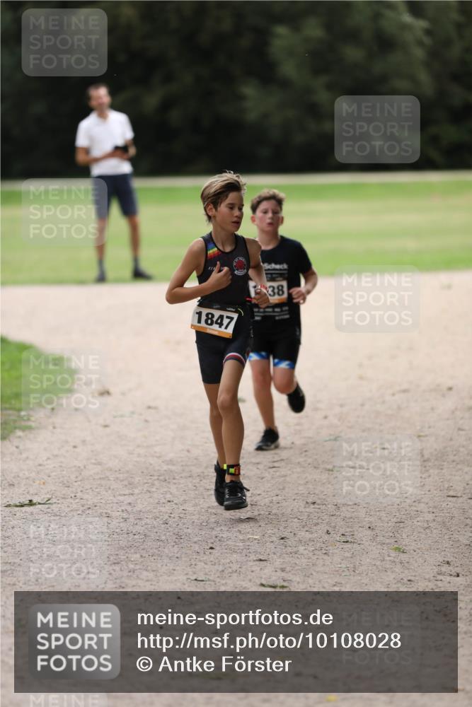 30.08.2026 - Elbe Triathlon Hamburg Antke Förster http://msf.ph/oto/10108028 30.08.2026 12:56:42 Laufen 1847, 38 meine-sportfotos.de