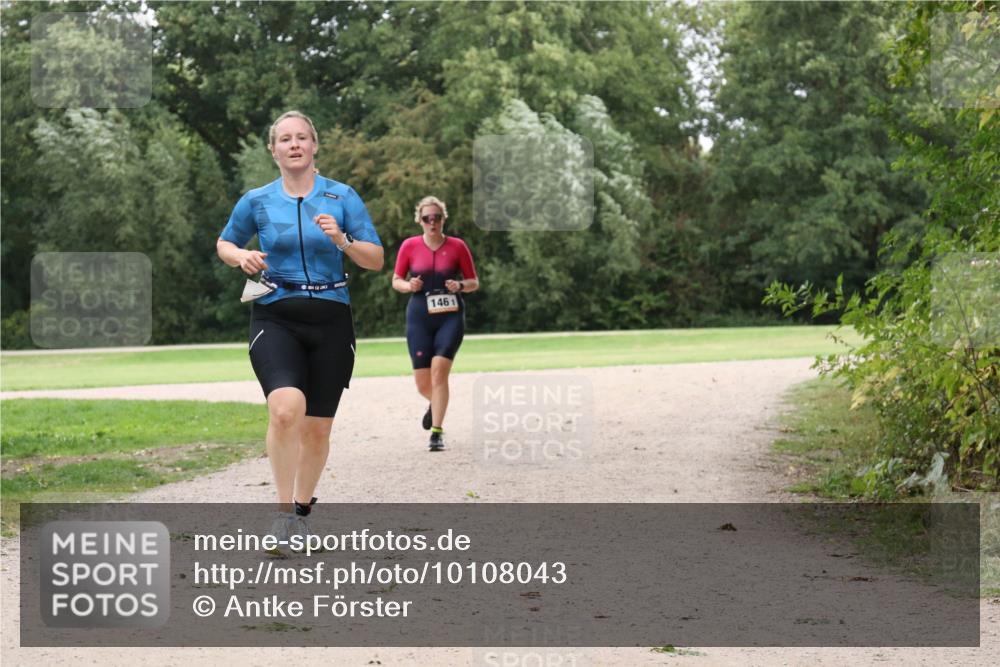 30.08.2026 - Elbe Triathlon Hamburg Antke Förster http://msf.ph/oto/10108043 30.08.2026 14:28:16 Laufen 1461 meine-sportfotos.de