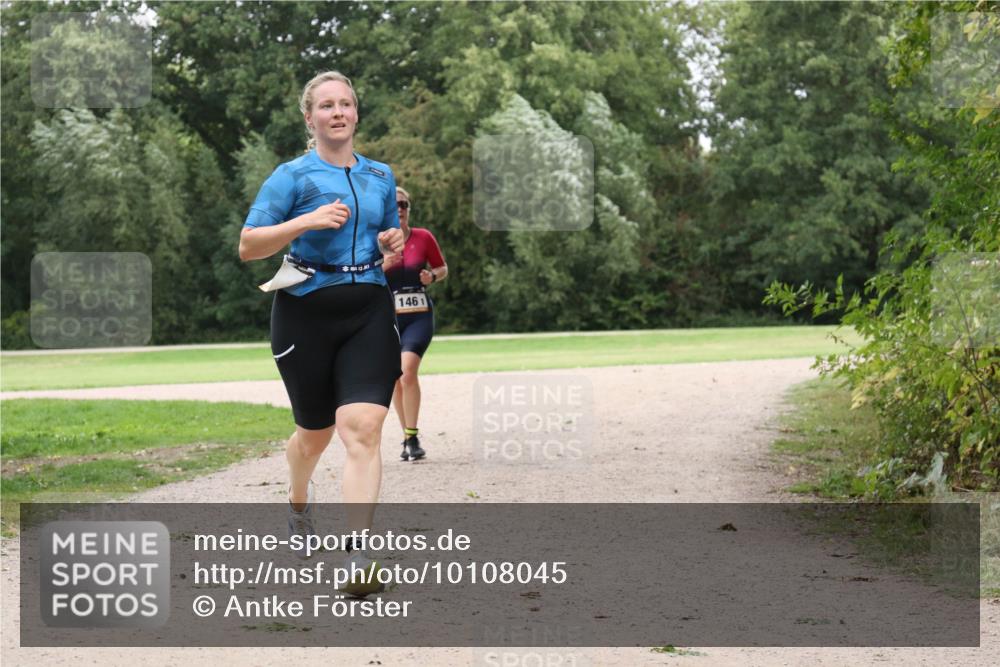 30.08.2026 - Elbe Triathlon Hamburg Antke Förster http://msf.ph/oto/10108045 30.08.2026 14:28:17 Laufen 1461 meine-sportfotos.de