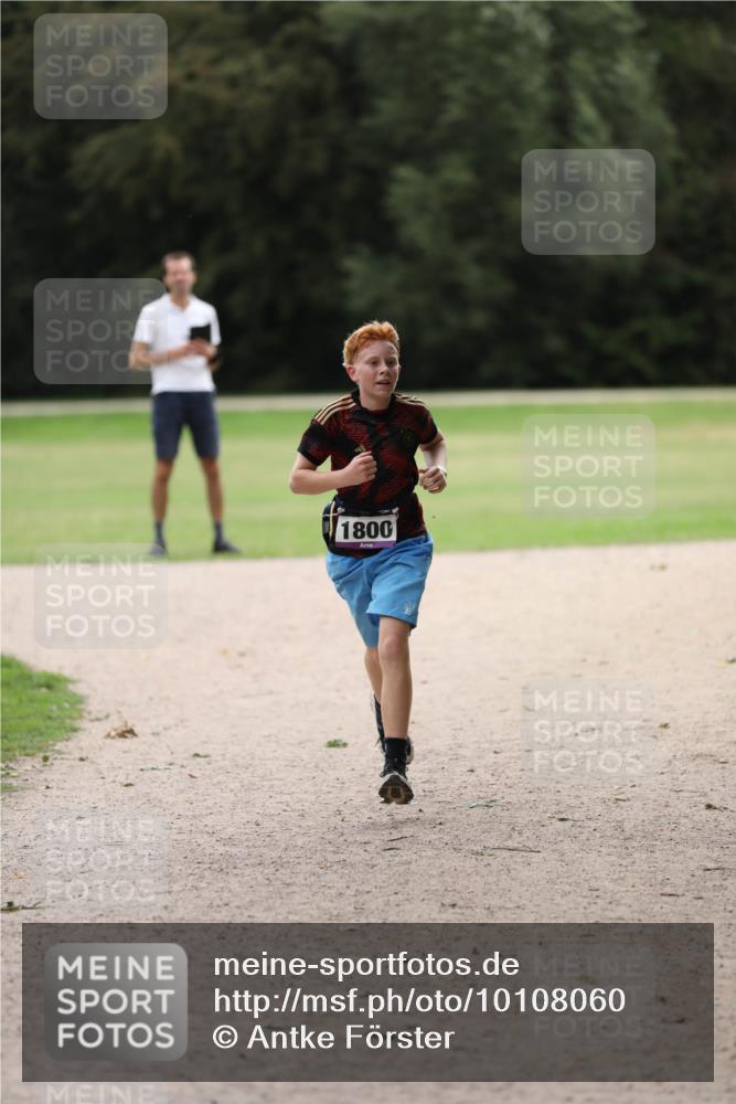 30.08.2026 - Elbe Triathlon Hamburg Antke Förster http://msf.ph/oto/10108060 30.08.2026 12:57:16 Laufen 1800 meine-sportfotos.de
