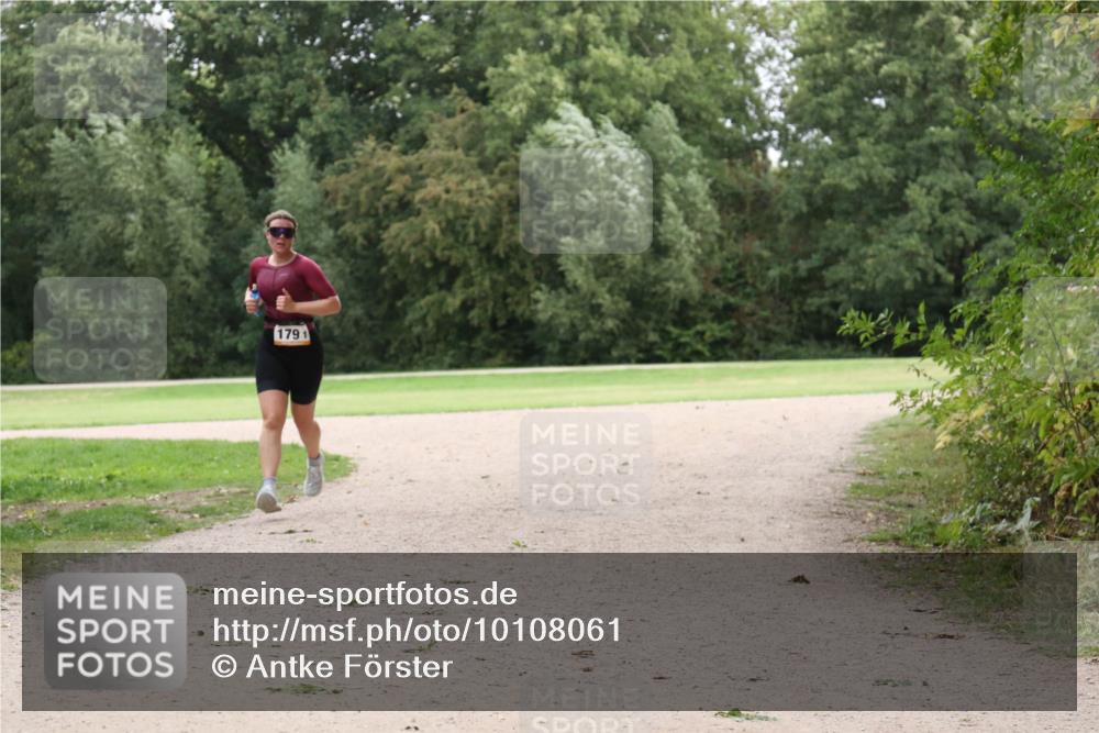 30.08.2026 - Elbe Triathlon Hamburg Antke Förster http://msf.ph/oto/10108061 30.08.2026 14:28:37 Laufen 1791 meine-sportfotos.de