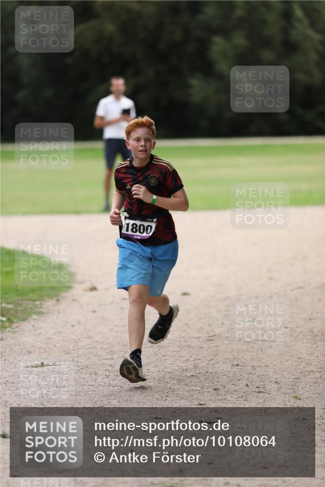 30.08.2026 - Elbe Triathlon Hamburg Antke Förster http://msf.ph/oto/10108064 30.08.2026 12:57:17 Laufen 1800 meine-sportfotos.de