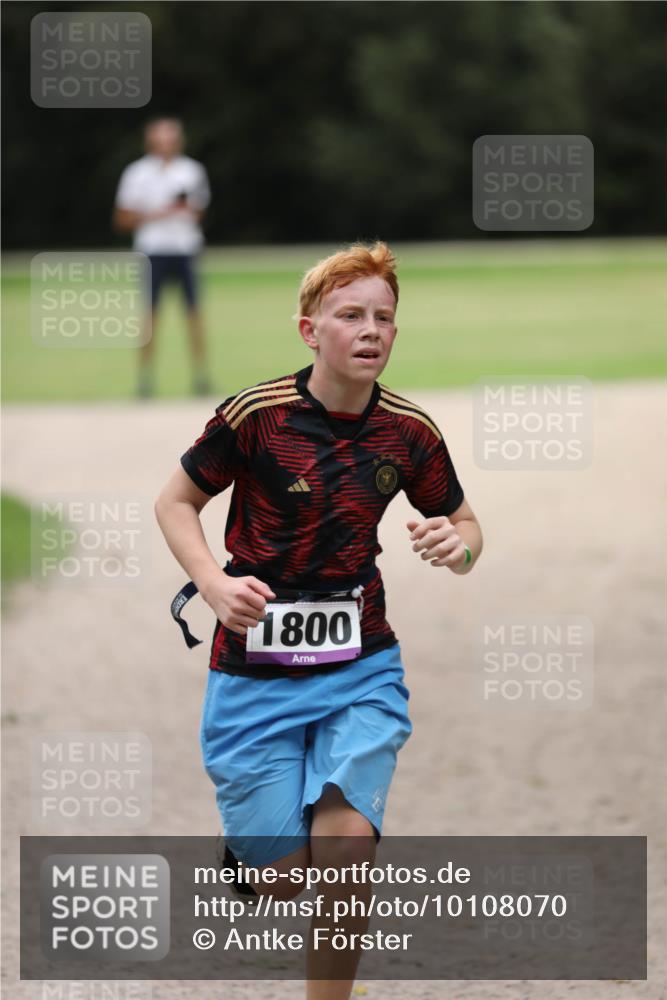 30.08.2026 - Elbe Triathlon Hamburg Antke Förster http://msf.ph/oto/10108070 30.08.2026 12:57:19 Laufen 1800 meine-sportfotos.de