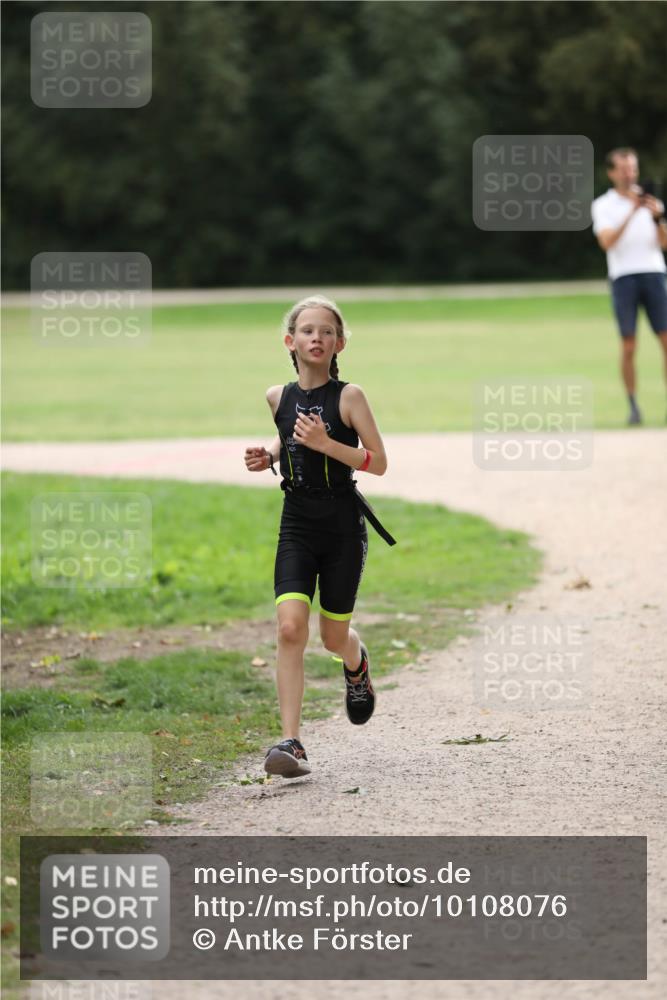 30.08.2026 - Elbe Triathlon Hamburg Antke Förster http://msf.ph/oto/10108076 30.08.2026 12:57:41 Laufen  meine-sportfotos.de
