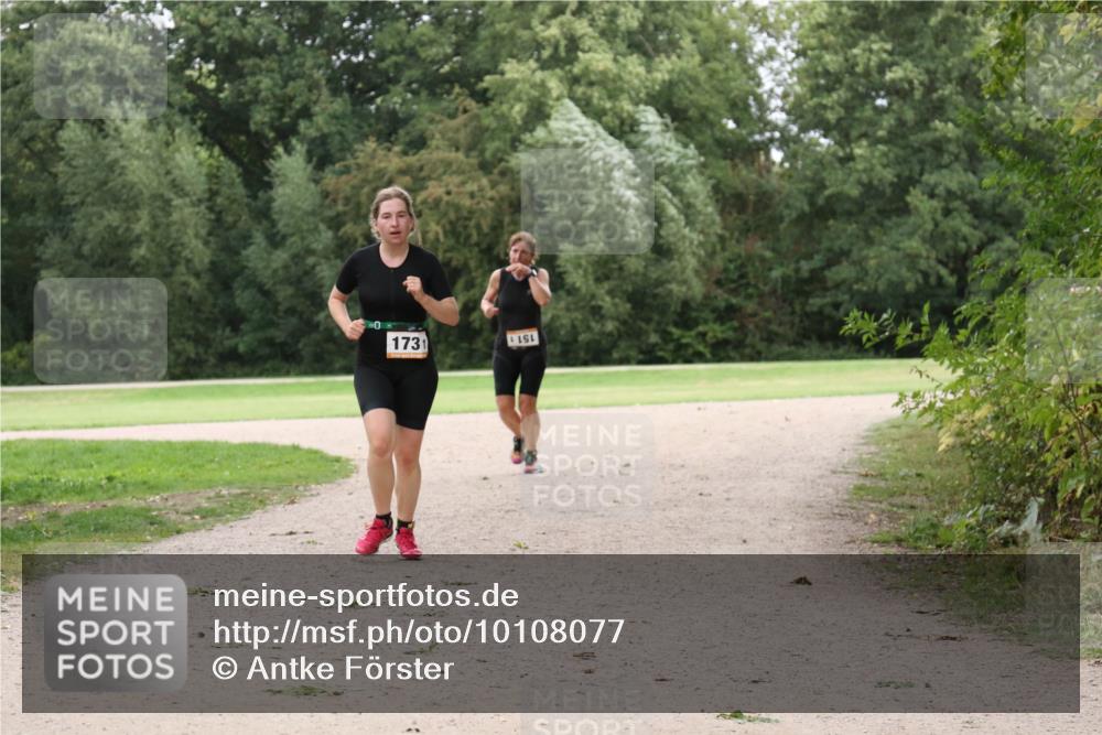 30.08.2026 - Elbe Triathlon Hamburg Antke Förster http://msf.ph/oto/10108077 30.08.2026 14:28:47 Laufen 1511, 1731, 0 meine-sportfotos.de