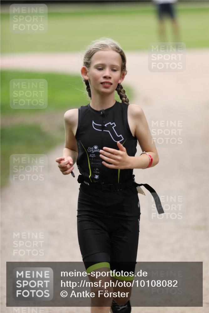 30.08.2026 - Elbe Triathlon Hamburg Antke Förster http://msf.ph/oto/10108082 30.08.2026 12:57:44 Laufen  meine-sportfotos.de