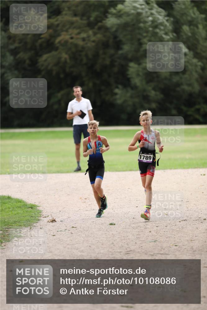30.08.2026 - Elbe Triathlon Hamburg Antke Förster http://msf.ph/oto/10108086 30.08.2026 12:57:53 Laufen 1789 meine-sportfotos.de