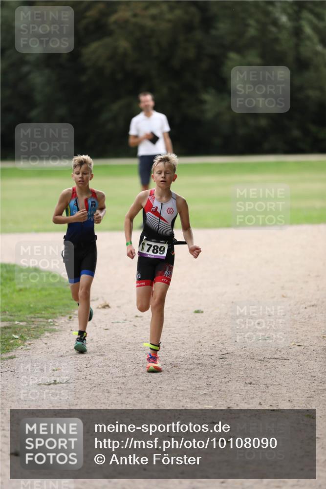 30.08.2026 - Elbe Triathlon Hamburg Antke Förster http://msf.ph/oto/10108090 30.08.2026 12:57:54 Laufen 1789 meine-sportfotos.de