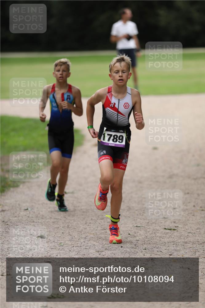 30.08.2026 - Elbe Triathlon Hamburg Antke Förster http://msf.ph/oto/10108094 30.08.2026 12:57:55 Laufen 1789 meine-sportfotos.de