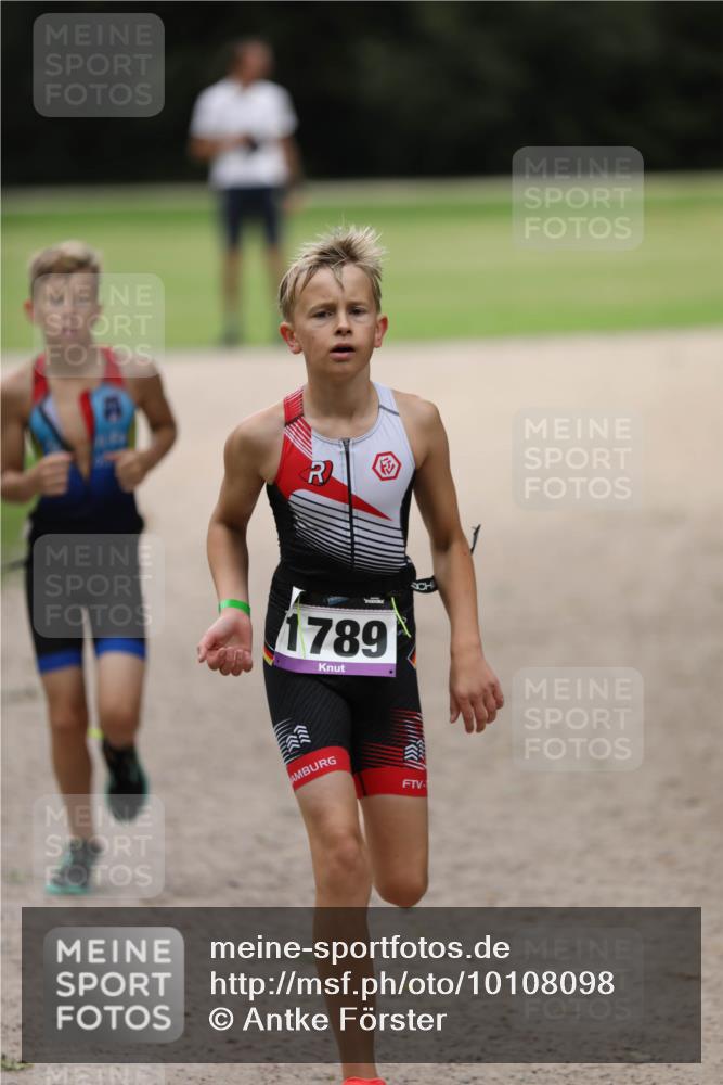 30.08.2026 - Elbe Triathlon Hamburg Antke Förster http://msf.ph/oto/10108098 30.08.2026 12:57:56 Laufen 1789 meine-sportfotos.de