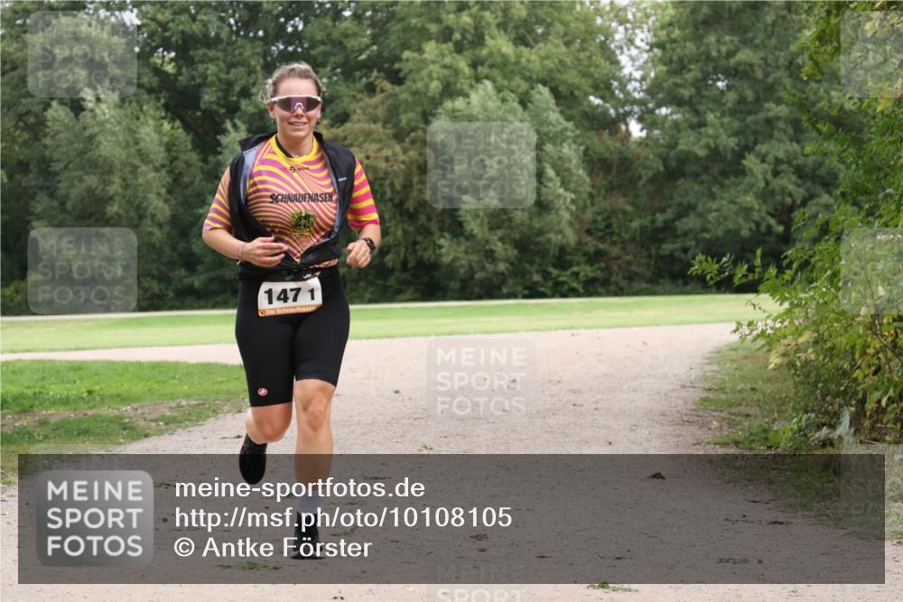 30.08.2026 - Elbe Triathlon Hamburg Antke Förster http://msf.ph/oto/10108105 30.08.2026 14:29:06 Laufen 147, 1 meine-sportfotos.de