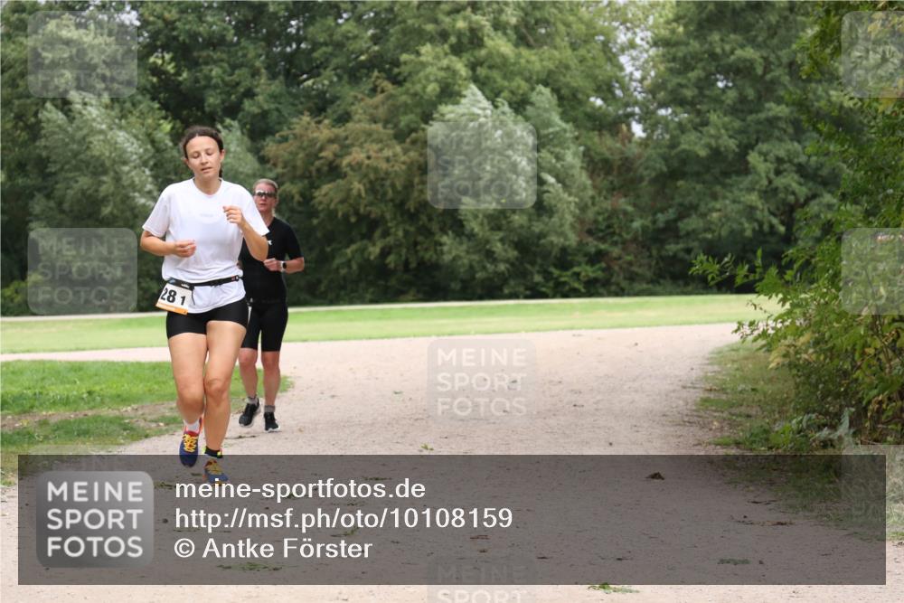 30.08.2026 - Elbe Triathlon Hamburg Antke Förster http://msf.ph/oto/10108159 30.08.2026 14:30:19 Laufen 281 meine-sportfotos.de