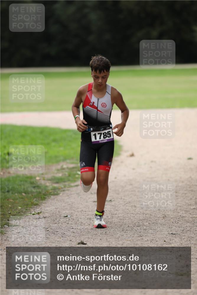 30.08.2026 - Elbe Triathlon Hamburg Antke Förster http://msf.ph/oto/10108162 30.08.2026 13:00:42 Laufen 1785 meine-sportfotos.de