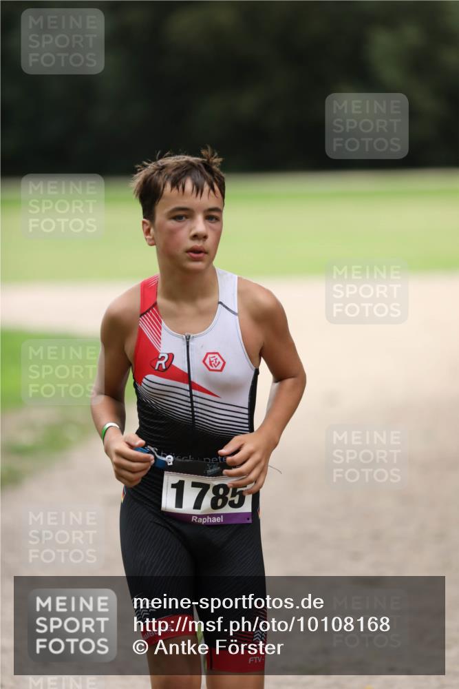30.08.2026 - Elbe Triathlon Hamburg Antke Förster http://msf.ph/oto/10108168 30.08.2026 13:00:44 Laufen 1785 meine-sportfotos.de