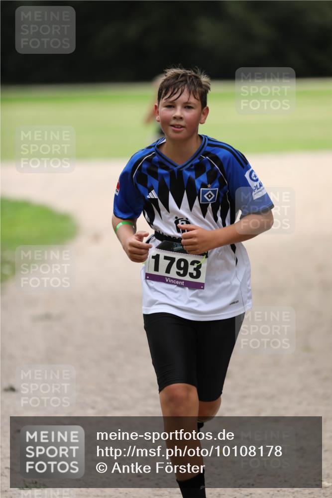 30.08.2026 - Elbe Triathlon Hamburg Antke Förster http://msf.ph/oto/10108178 30.08.2026 13:01:35 Laufen 1793 meine-sportfotos.de