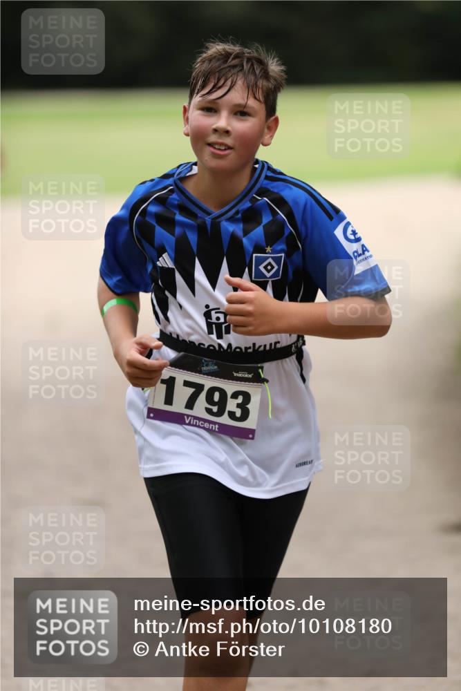 30.08.2026 - Elbe Triathlon Hamburg Antke Förster http://msf.ph/oto/10108180 30.08.2026 13:01:36 Laufen 1793 meine-sportfotos.de