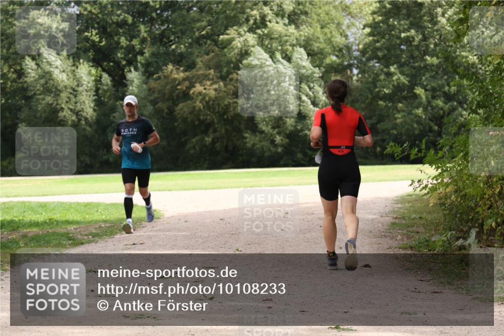 30.08.2026 - Elbe Triathlon Hamburg Antke Förster http://msf.ph/oto/10108233 30.08.2026 14:31:25 Laufen  meine-sportfotos.de