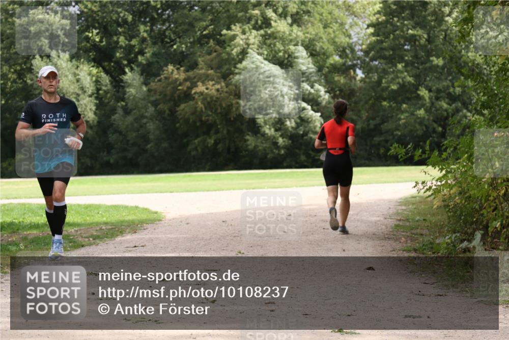 30.08.2026 - Elbe Triathlon Hamburg Antke Förster http://msf.ph/oto/10108237 30.08.2026 14:31:26 Laufen  meine-sportfotos.de