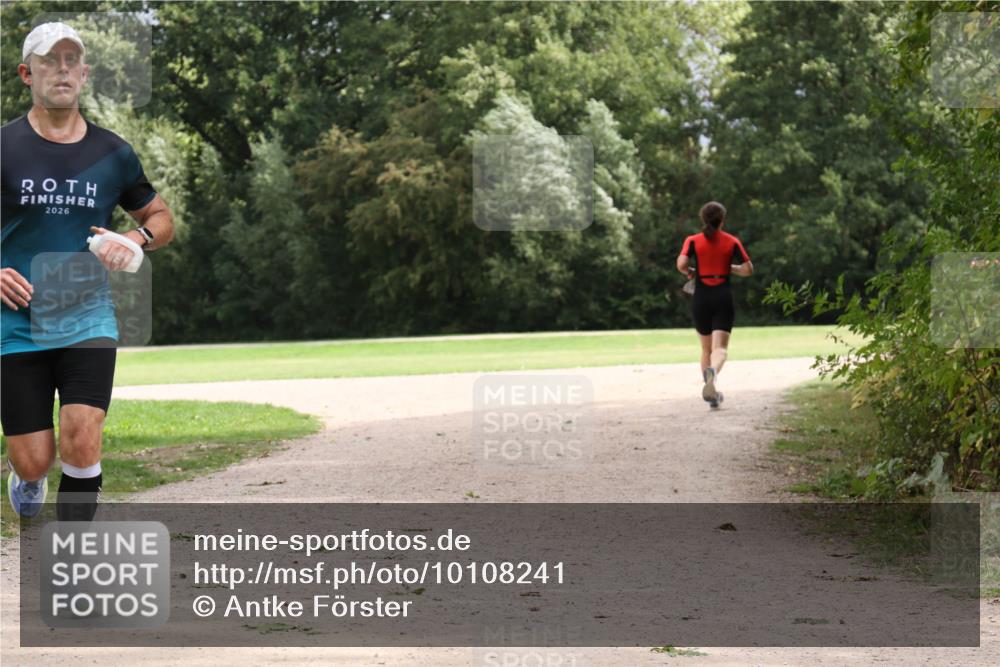 30.08.2026 - Elbe Triathlon Hamburg Antke Förster http://msf.ph/oto/10108241 30.08.2026 14:31:28 Laufen 2026 meine-sportfotos.de