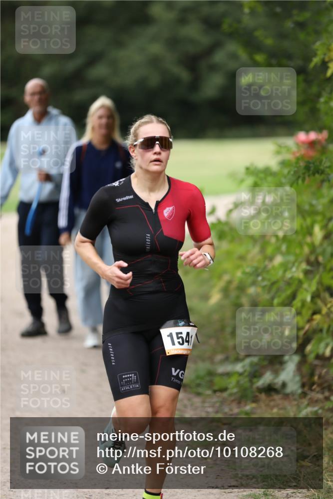 30.08.2026 - Elbe Triathlon Hamburg Antke Förster http://msf.ph/oto/10108268 30.08.2026 14:23:18 Laufen 1541 meine-sportfotos.de