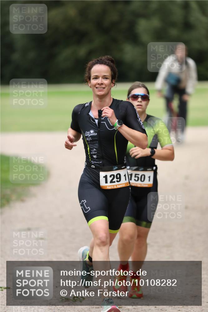 30.08.2026 - Elbe Triathlon Hamburg Antke Förster http://msf.ph/oto/10108282 30.08.2026 14:23:54 Laufen 12911501 meine-sportfotos.de