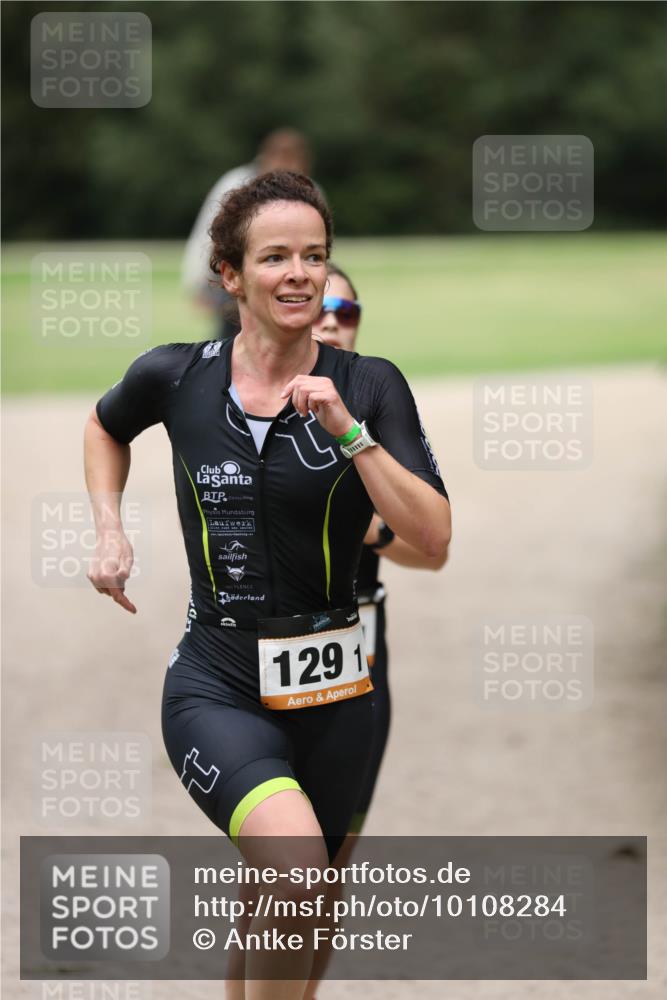 30.08.2026 - Elbe Triathlon Hamburg Antke Förster http://msf.ph/oto/10108284 30.08.2026 14:23:55 Laufen 2, 1291 meine-sportfotos.de