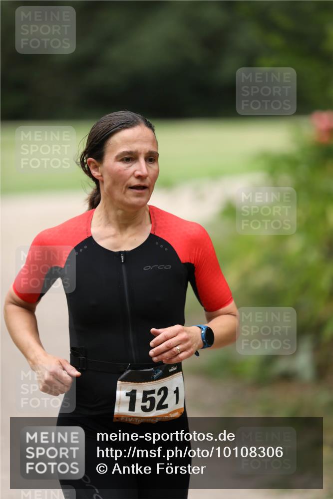 30.08.2026 - Elbe Triathlon Hamburg Antke Förster http://msf.ph/oto/10108306 30.08.2026 14:24:43 Laufen 000, 1521, 000 meine-sportfotos.de
