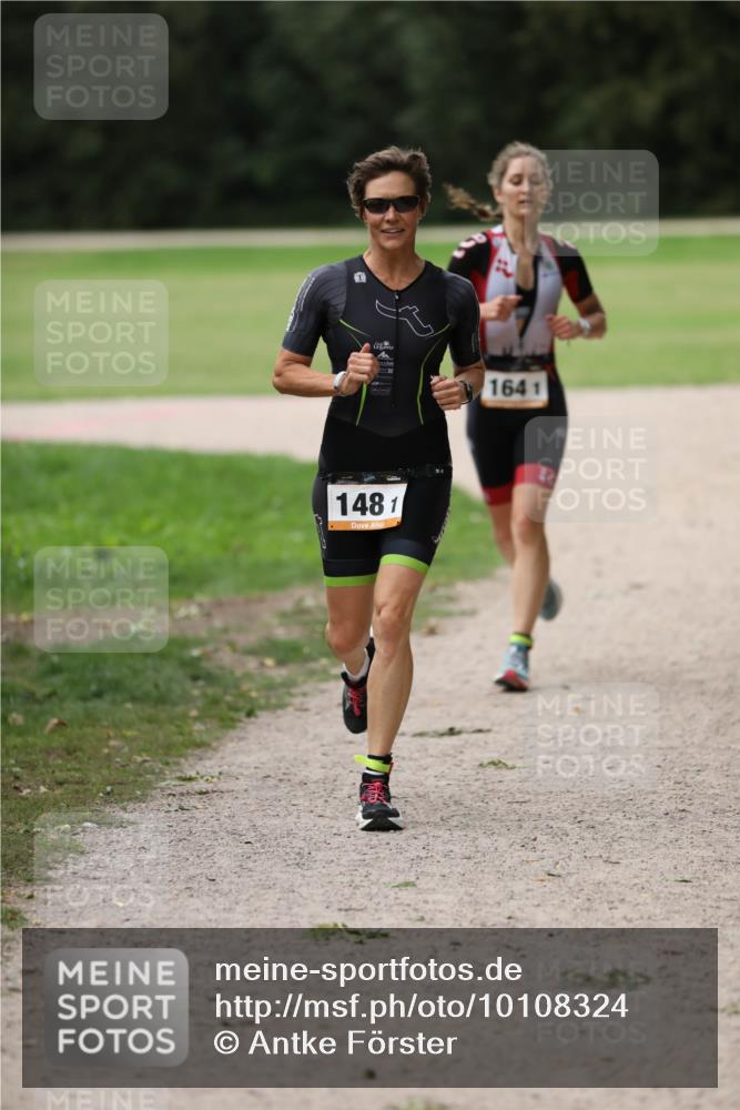 30.08.2026 - Elbe Triathlon Hamburg Antke Förster http://msf.ph/oto/10108324 30.08.2026 14:25:25 Laufen 1481, 1641 meine-sportfotos.de
