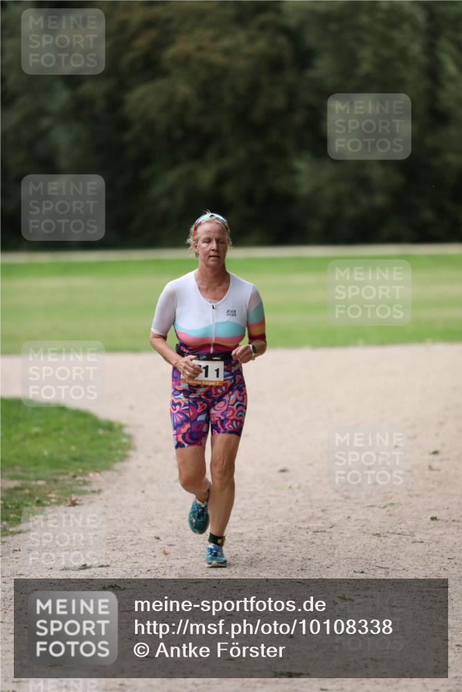 30.08.2026 - Elbe Triathlon Hamburg Antke Förster http://msf.ph/oto/10108338 30.08.2026 14:25:36 Laufen 11, 3 meine-sportfotos.de
